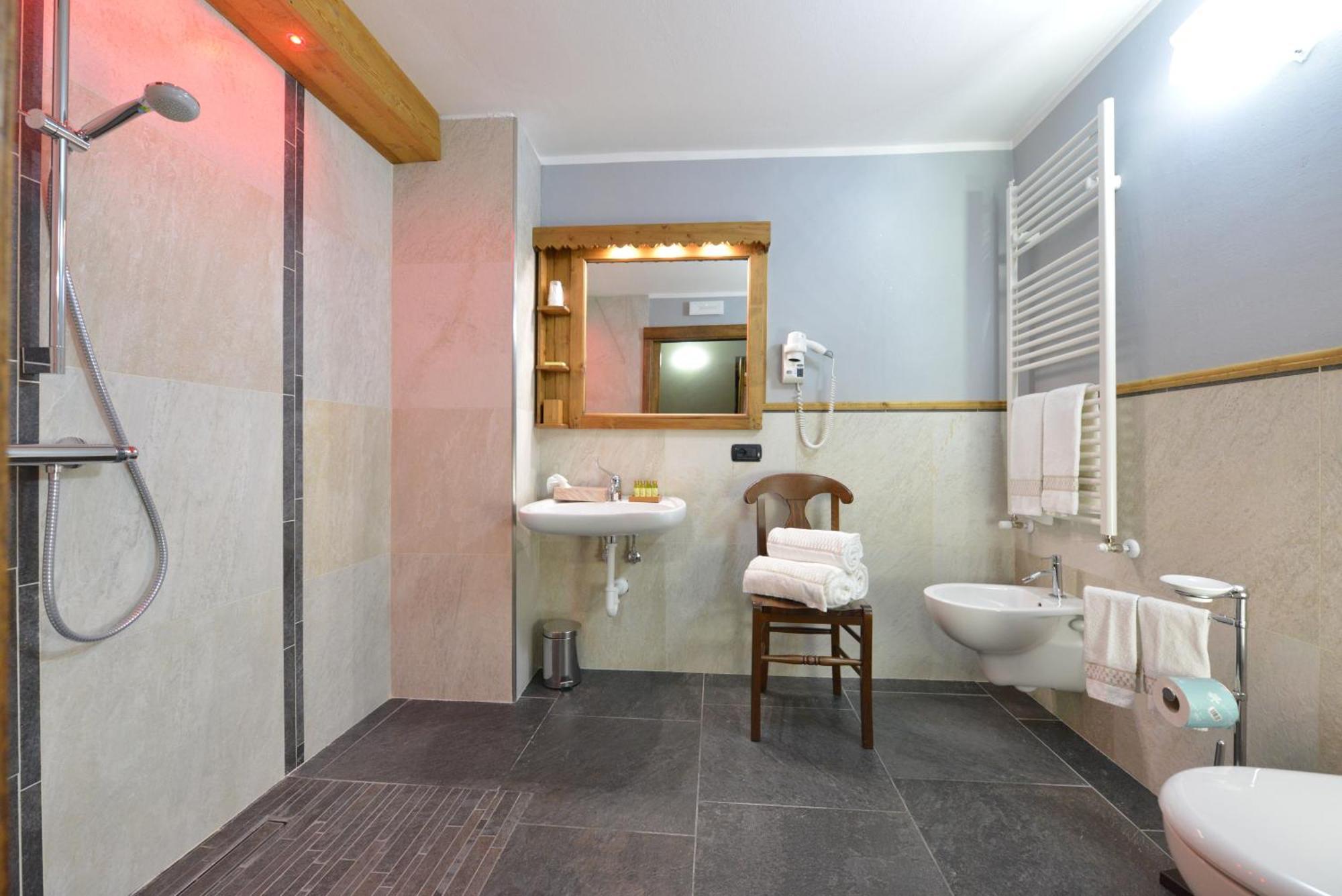 Mollino Rooms Breuil-Cervinia Zewnętrze zdjęcie